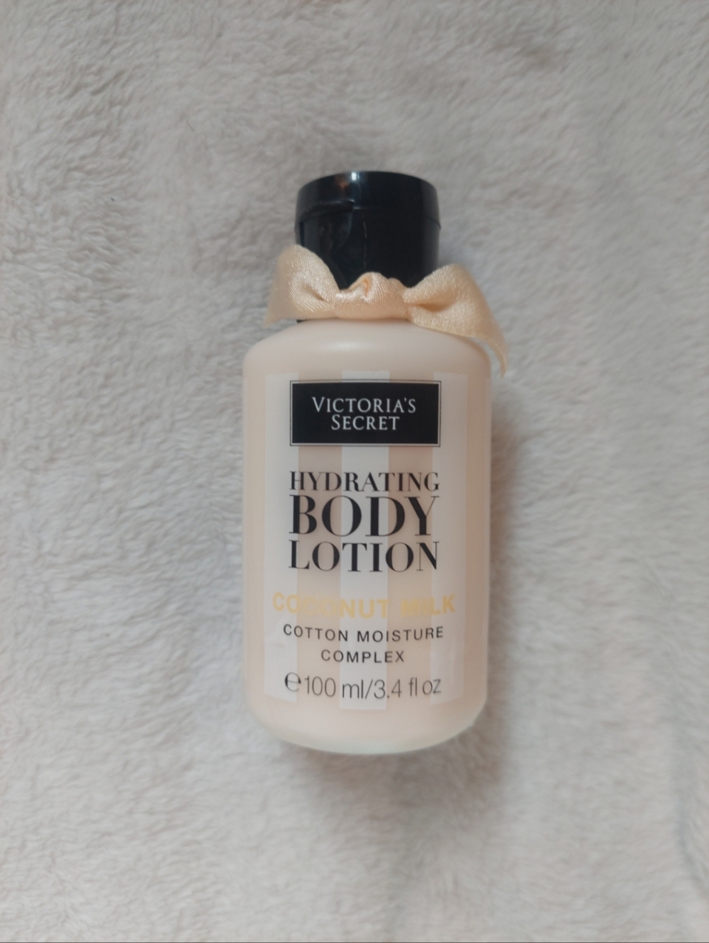 Victoria's Secret Cotton Moisture Complex Body Lotion